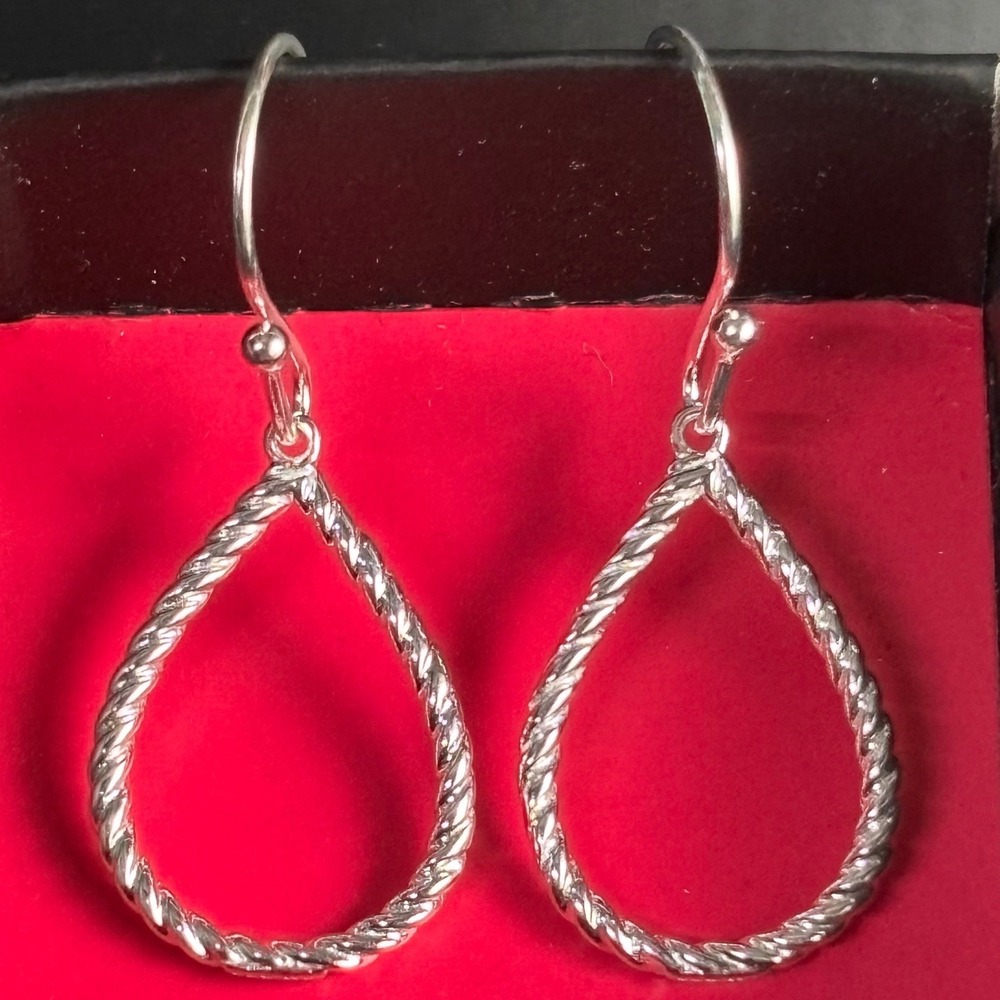 Vintage Sterling Silver .925 Sterling Twisted Rope Teardrop Dangle Earrings